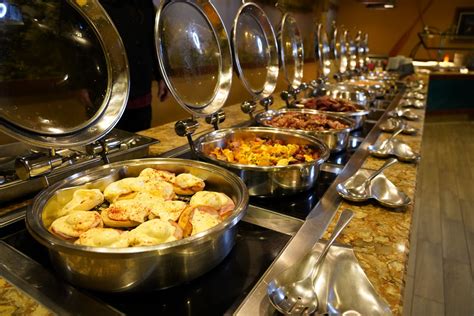 big hotel breakfast buffet